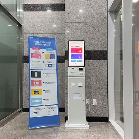 The Time Hotel Incheon Airport Exteriör bild